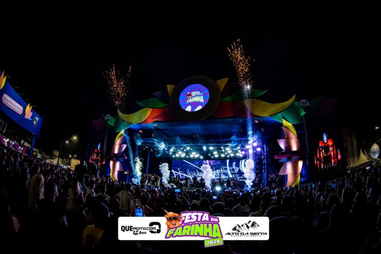 Simone Mendes abre a Festa da Farinha 2025 em Buerarema 333