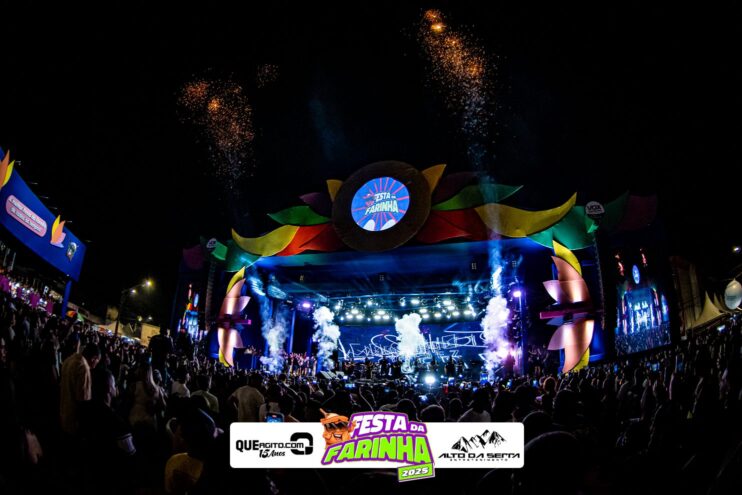 Simone Mendes abre a Festa da Farinha 2025 em Buerarema 335