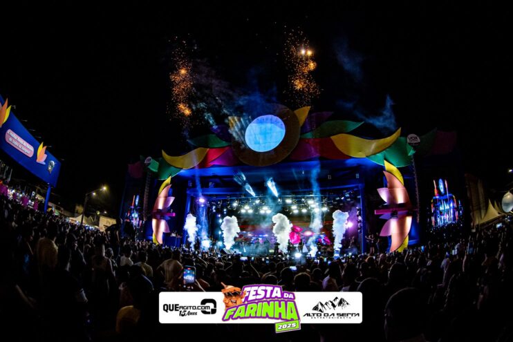 Simone Mendes abre a Festa da Farinha 2025 em Buerarema 339