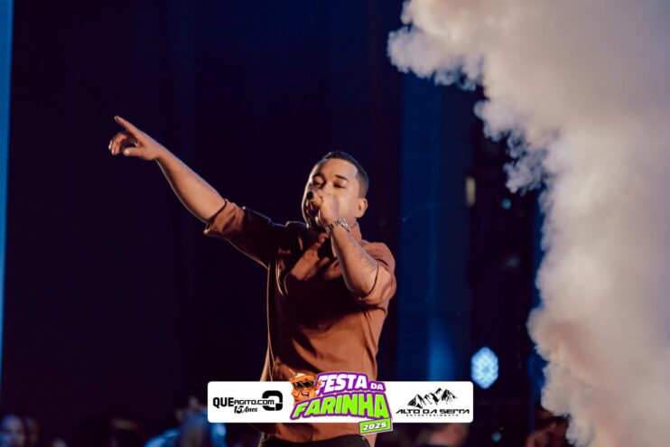Simone Mendes abre a Festa da Farinha 2025 em Buerarema 681