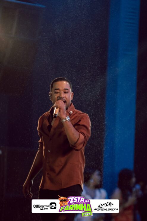 Simone Mendes abre a Festa da Farinha 2025 em Buerarema 687