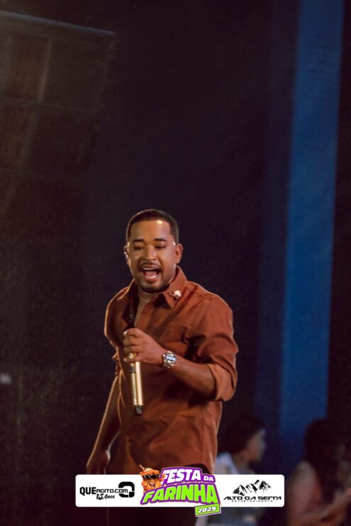 Simone Mendes abre a Festa da Farinha 2025 em Buerarema 689