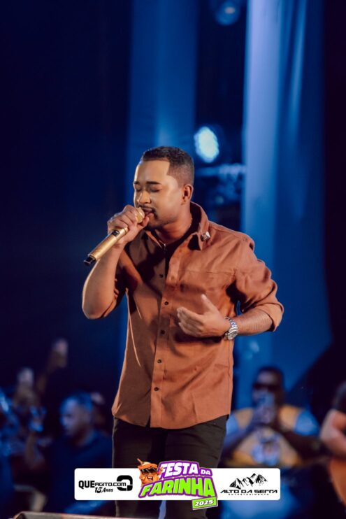 Simone Mendes abre a Festa da Farinha 2025 em Buerarema 697