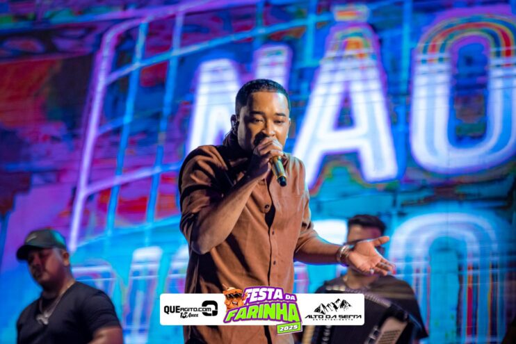 Simone Mendes abre a Festa da Farinha 2025 em Buerarema 702