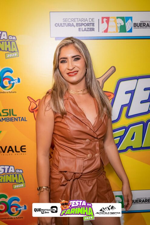 Simone Mendes abre a Festa da Farinha 2025 em Buerarema 709