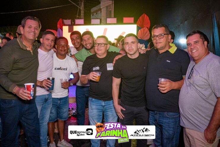 Simone Mendes abre a Festa da Farinha 2025 em Buerarema 721