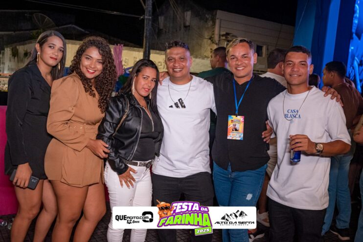 Simone Mendes abre a Festa da Farinha 2025 em Buerarema 727