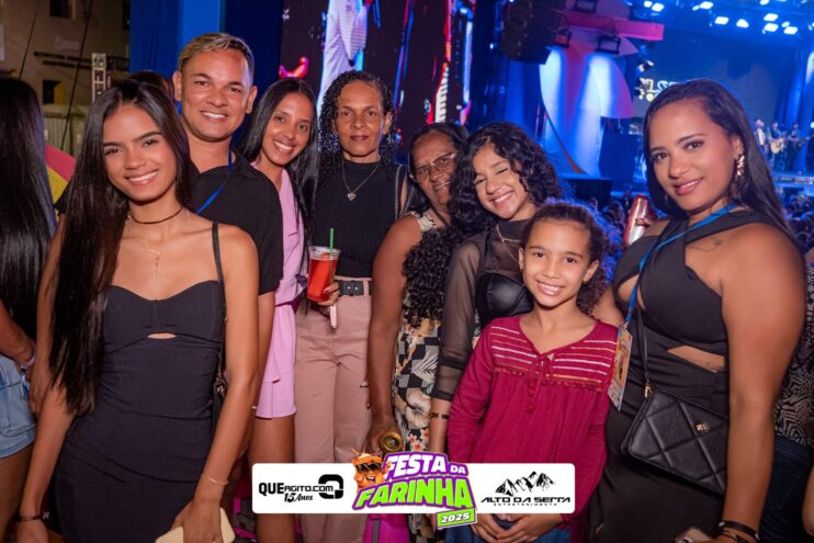 Simone Mendes abre a Festa da Farinha 2025 em Buerarema 728