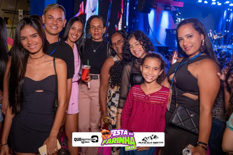 Simone Mendes abre a Festa da Farinha 2025 em Buerarema 729