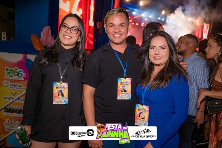Simone Mendes abre a Festa da Farinha 2025 em Buerarema 734