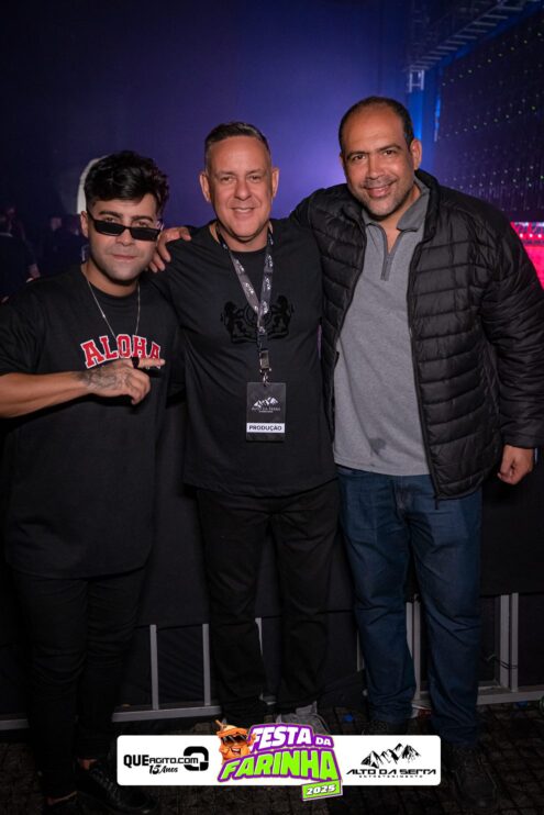 Simone Mendes abre a Festa da Farinha 2025 em Buerarema 738