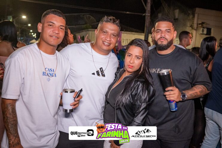 Simone Mendes abre a Festa da Farinha 2025 em Buerarema 761