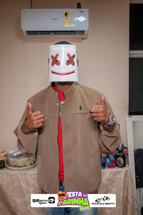 Simone Mendes abre a Festa da Farinha 2025 em Buerarema 765