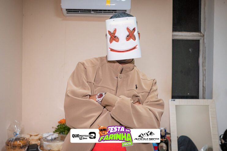 Simone Mendes abre a Festa da Farinha 2025 em Buerarema 767