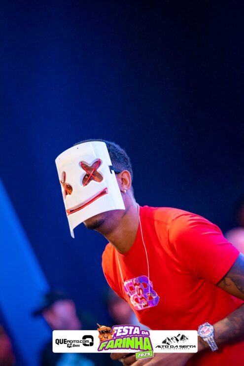 Simone Mendes abre a Festa da Farinha 2025 em Buerarema 787