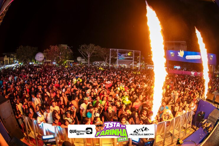 Simone Mendes abre a Festa da Farinha 2025 em Buerarema 793