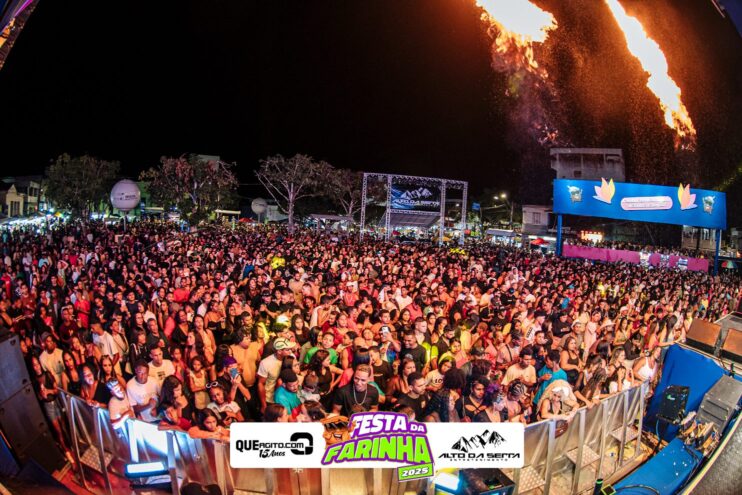 Simone Mendes abre a Festa da Farinha 2025 em Buerarema 795