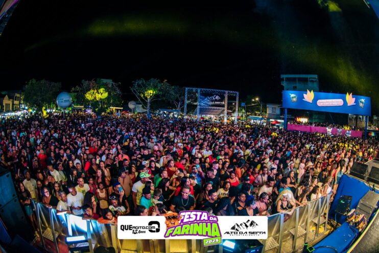 Simone Mendes abre a Festa da Farinha 2025 em Buerarema 797