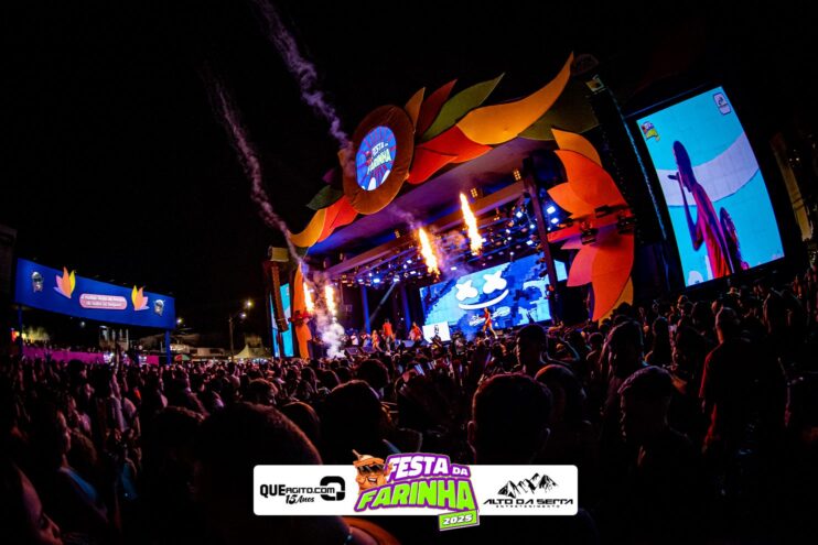 Simone Mendes abre a Festa da Farinha 2025 em Buerarema 811