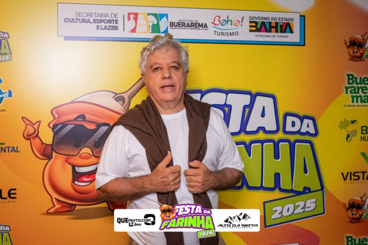 Calcinha Preta leva público ao delírio na segunda noite da Festa da Farinha 2025 17