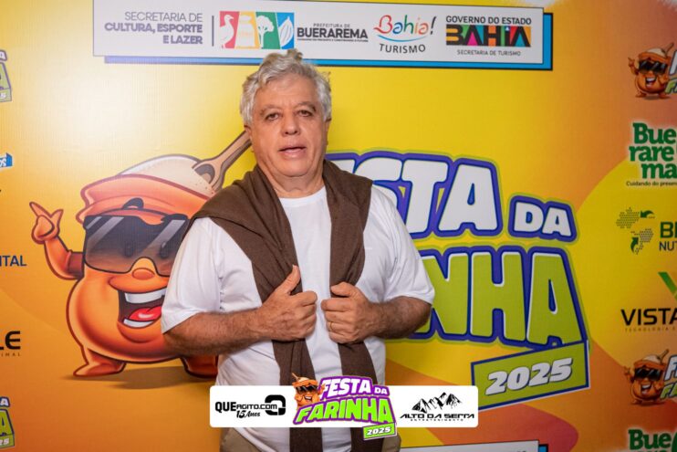 Calcinha Preta leva público ao delírio na segunda noite da Festa da Farinha 2025 18