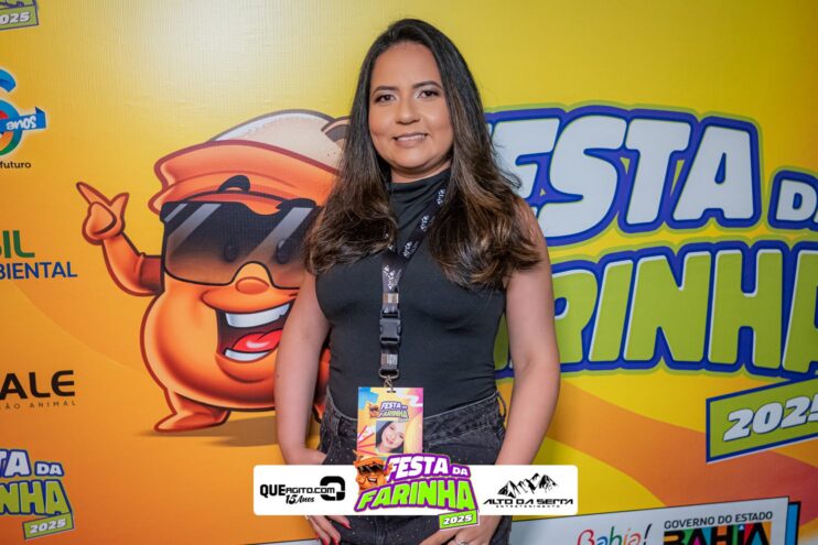 Calcinha Preta leva público ao delírio na segunda noite da Festa da Farinha 2025 49