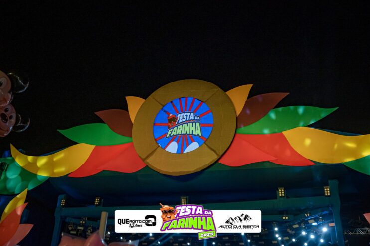 Calcinha Preta leva público ao delírio na segunda noite da Festa da Farinha 2025 73