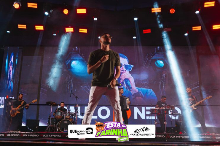 Calcinha Preta leva público ao delírio na segunda noite da Festa da Farinha 2025 76