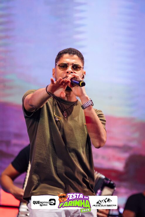 Calcinha Preta leva público ao delírio na segunda noite da Festa da Farinha 2025 95