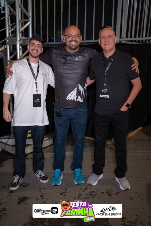 Calcinha Preta leva público ao delírio na segunda noite da Festa da Farinha 2025 113