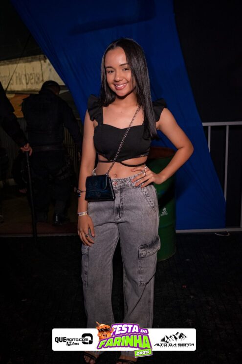 Calcinha Preta leva público ao delírio na segunda noite da Festa da Farinha 2025 207