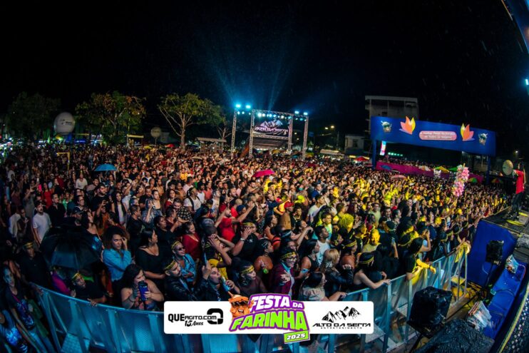 Calcinha Preta leva público ao delírio na segunda noite da Festa da Farinha 2025 217