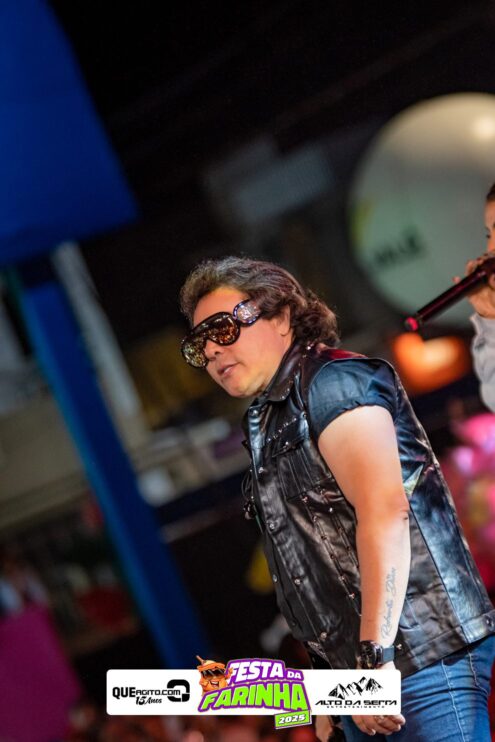 Calcinha Preta leva público ao delírio na segunda noite da Festa da Farinha 2025 247