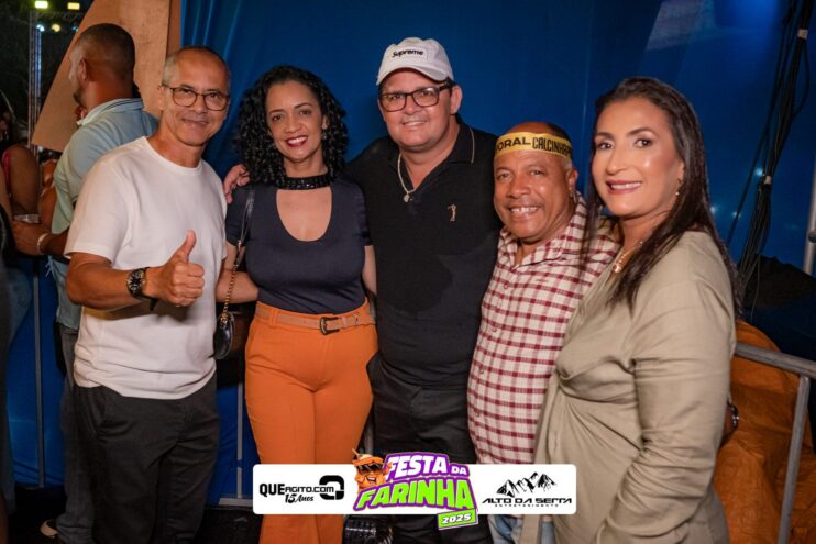 Calcinha Preta leva público ao delírio na segunda noite da Festa da Farinha 2025 262