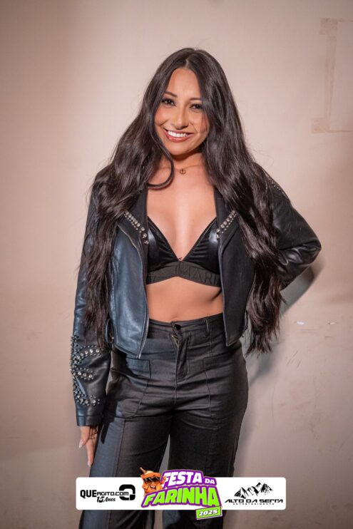 Calcinha Preta leva público ao delírio na segunda noite da Festa da Farinha 2025 293