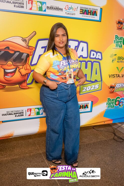 Igor Kannário agita a terceira noite da Festa da Farinha 2025 300