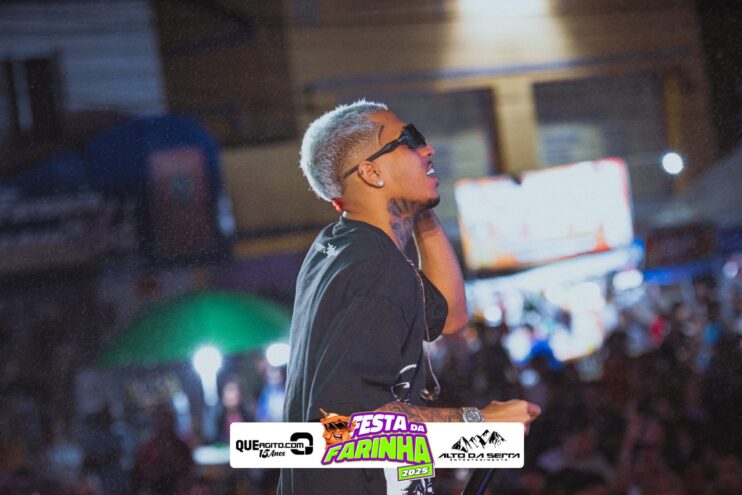 Igor Kannário agita a terceira noite da Festa da Farinha 2025 320