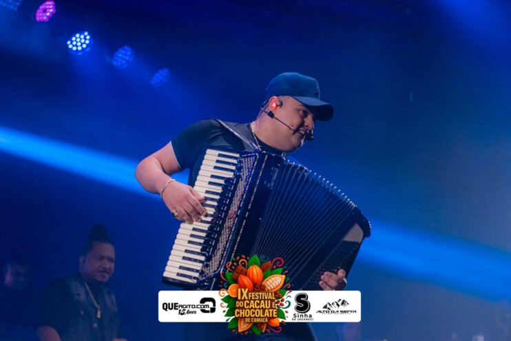 Toque Dez e Tarcísio do Acordeon abrem o IX Festival do Cacau e Chocolate de Camacã 626