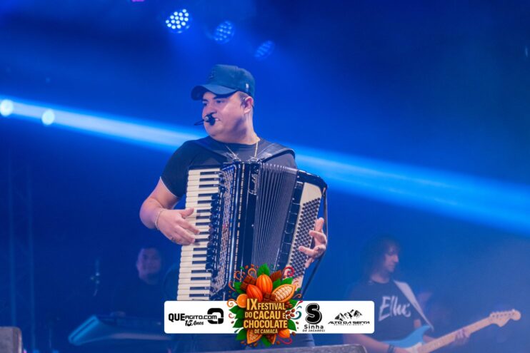 Toque Dez e Tarcísio do Acordeon abrem o IX Festival do Cacau e Chocolate de Camacã 632