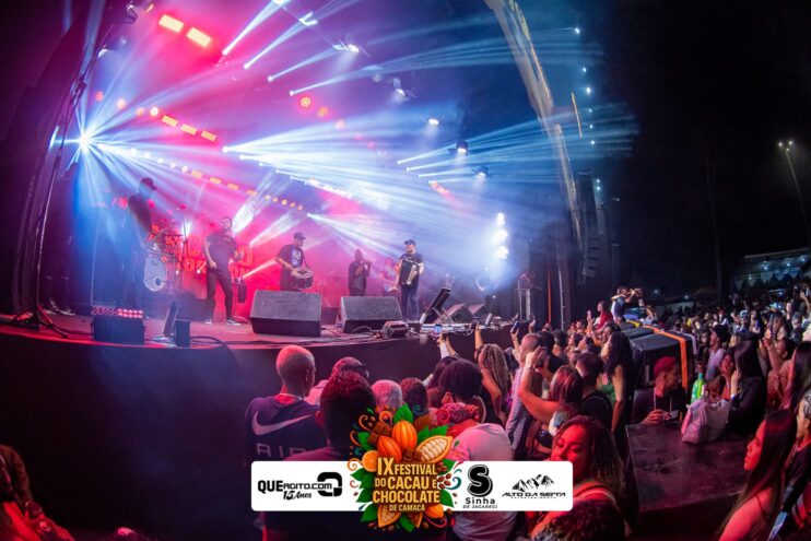 Toque Dez e Tarcísio do Acordeon abrem o IX Festival do Cacau e Chocolate de Camacã 640