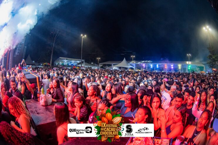 Toque Dez e Tarcísio do Acordeon abrem o IX Festival do Cacau e Chocolate de Camacã 644