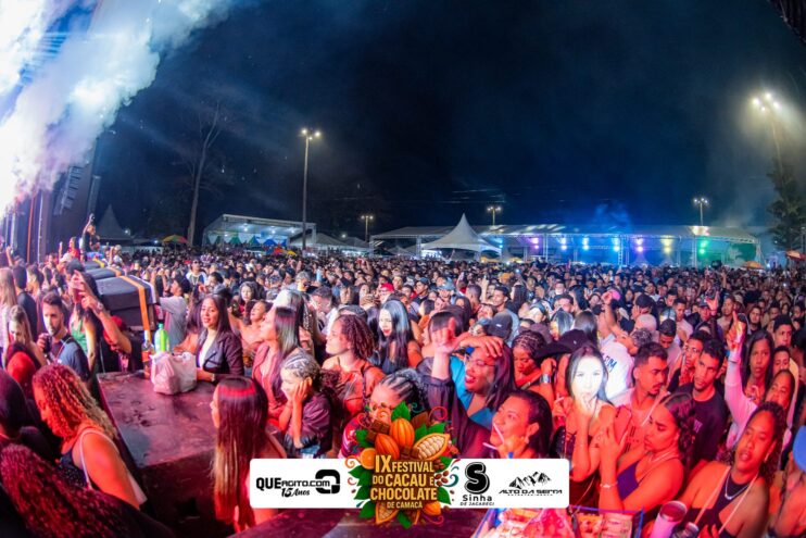 Toque Dez e Tarcísio do Acordeon abrem o IX Festival do Cacau e Chocolate de Camacã 646