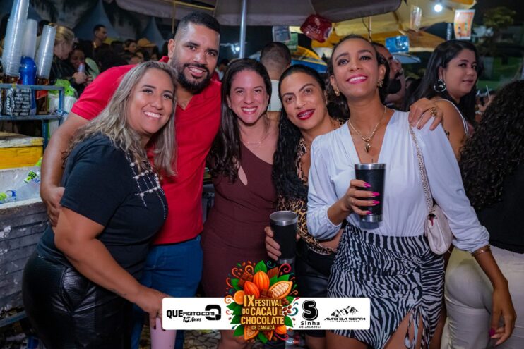 Toque Dez e Tarcísio do Acordeon abrem o IX Festival do Cacau e Chocolate de Camacã 653