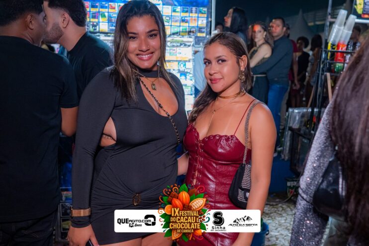 Toque Dez e Tarcísio do Acordeon abrem o IX Festival do Cacau e Chocolate de Camacã 699