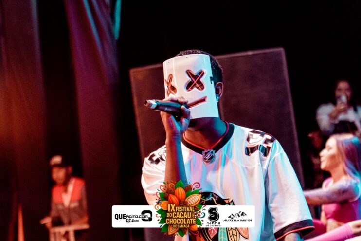 Toque Dez e Tarcísio do Acordeon abrem o IX Festival do Cacau e Chocolate de Camacã 864