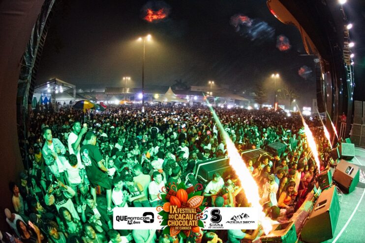 Toque Dez e Tarcísio do Acordeon abrem o IX Festival do Cacau e Chocolate de Camacã 873