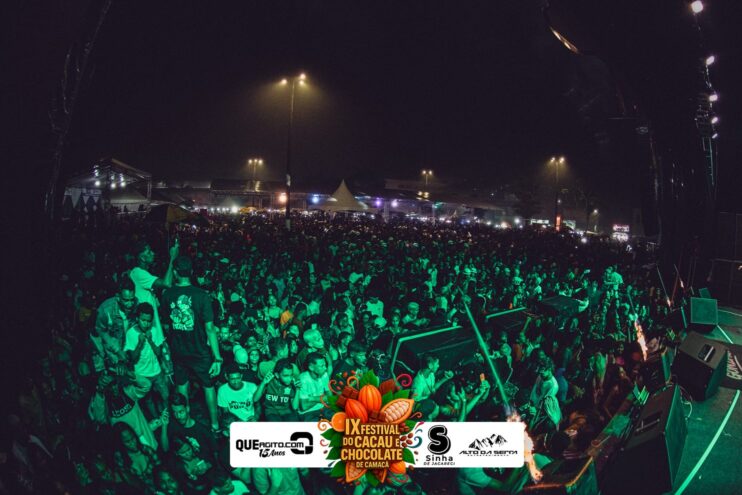 Toque Dez e Tarcísio do Acordeon abrem o IX Festival do Cacau e Chocolate de Camacã 876