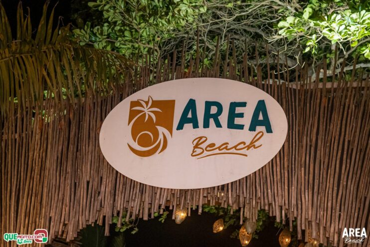 Gab Lopes e Me Leva 73 agitam a Saidêra da Area Beach 8