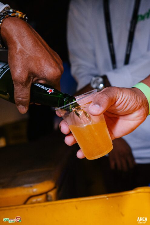 Gab Lopes e Me Leva 73 agitam a Saidêra da Area Beach 13