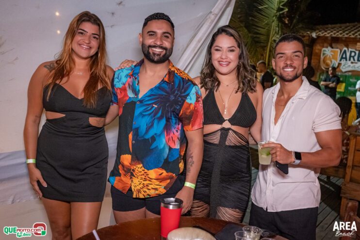 Gab Lopes e Me Leva 73 agitam a Saidêra da Area Beach 34